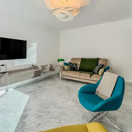 2p Just Steps From Beaches Semesterbostad *